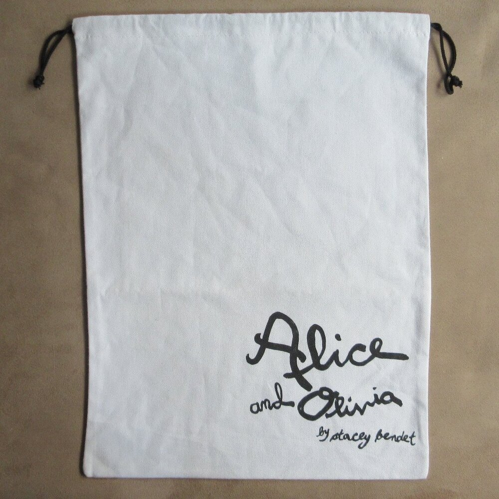 Alice and Olivia by Stacey Bendet Drawstring Dust Bag Storage Cover 16.5x12.5